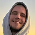 Я Валентин, 22, знакомлюсь для без обязательств в Санкт-Петербурге