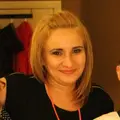 Полина из Саяногорска, мне 27, познакомлюсь для общения