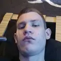 Я Артем, 19, из Брянска, ищу знакомство для на одну ночь