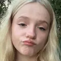 Я Moderated, 20, из Праги, ищу знакомство для постоянных отношений