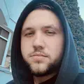 Валерій из Киева, мне 24, познакомлюсь для приятного времяпровождения