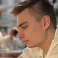 Я Рустам, 21, из Тегерана, ищу знакомство для совместных путешествий