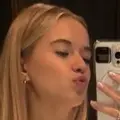 Я Вероника, 24, знакомлюсь для без обязательств в Санкт-Петербурге