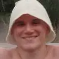 Я Егор, 20, знакомлюсь на одну ночь в Риге