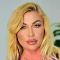 Настя из Киева, ищу на сайте дружбу