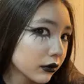 Я Зере, 19, из Алматы, ищу знакомство для вирта