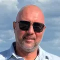 Oleg из Киева, мне 49, познакомлюсь для приятного времяпровождения