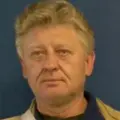Дима из Луцка, мне 57, познакомлюсь для без обязательств