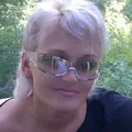 Mona из Буди, мне 30, познакомлюсь