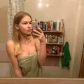 Я Лера, 23, знакомлюсь для виртуального секса в Красноярске