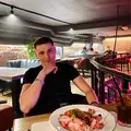 Анатолий из Черноморского, ищу на сайте секс на одну ночь