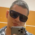 Я Максим, 22, из Рефтинского, ищу знакомство для регулярного секса