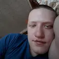 Данил из Макеевки, ищу на сайте общение