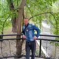 Я Александр, 34, из Симферополя, ищу знакомство для приятного времяпровождения