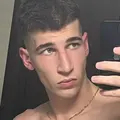 Я Матвей, 19, из Югорска, ищу знакомство для приятного времяпровождения