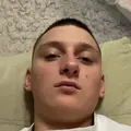 Я Эдик, 18, из Абинска, ищу знакомство для на одну ночь