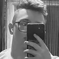 Виталик из Пскова, мне 18, познакомлюсь для общения