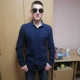 Виктор из Междуреченска, мне 22, познакомлюсь для секса на одну ночь