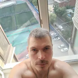 Я Сергей, 46, из Тамбова, ищу знакомство для постоянных отношений