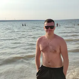 Я Максим, 29, знакомлюсь для регулярного секса в Киеве