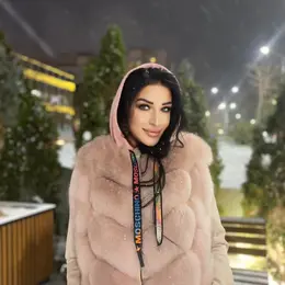 Я Яна, 28, знакомлюсь для регулярного секса в Алматы