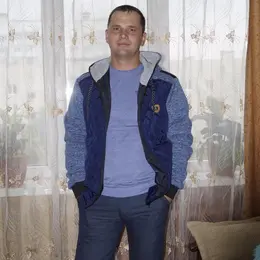 Николай из Новочеркасска, мне 40, познакомлюсь для регулярного секса