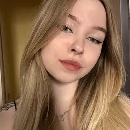 Я Юлия, 21, знакомлюсь для секса на одну ночь в Барнауле