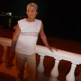 Я Владимир, 65, знакомлюсь для регулярного секса в Мурманске