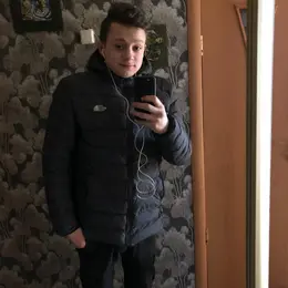 Я Кирилл, 25, знакомлюсь для виртуального секса в Александрове