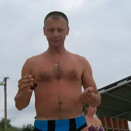 Я Анатолий, 45, знакомлюсь для секса на одну ночь в Луцке