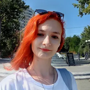 Я Лина, 18, из Астрахани, ищу знакомство для общения