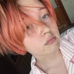 Я Виктория, 18, из Вильнюса, ищу знакомство для постоянных отношений