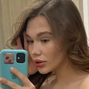 Adeli из Уфы, мне 18, познакомлюсь для вирт