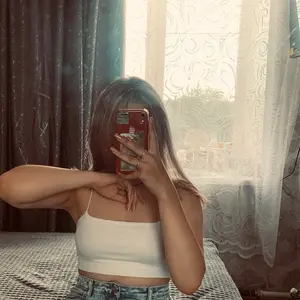 Лина из Москвы, мне 19, познакомлюсь для вирт