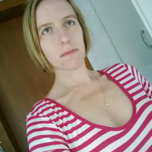 Я Карина, 23, из Беломорска, ищу знакомство для регулярного секса