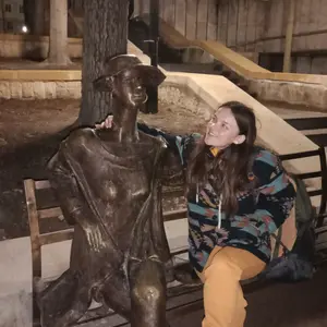 Я Аня, 34, знакомлюсь для секса на одну ночь в Пятигорске
