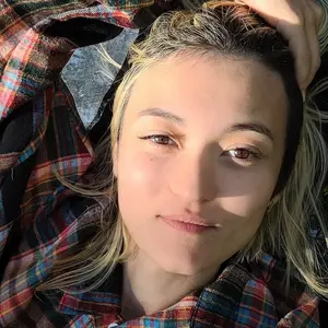 Я Екатерина, 33, знакомлюсь для открытые отношения в Амстердаме