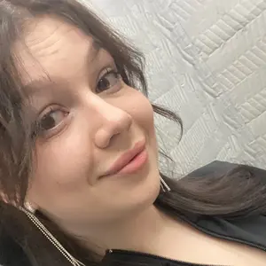 Lili из Краснодара, ищу на сайте на одну ночь