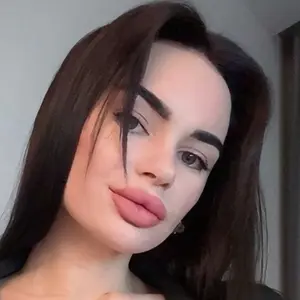 Tina из Киева, ищу на сайте открытые отношения