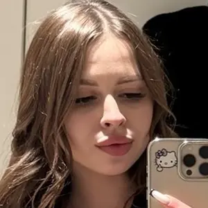 Я Діаночка, 18, знакомлюсь для вирта в Киеве