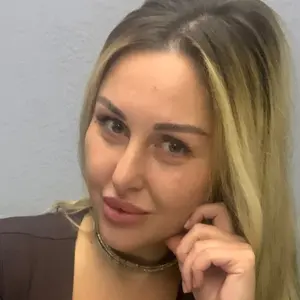 Я Ася, 29, знакомлюсь для открытые отношения в Киеве