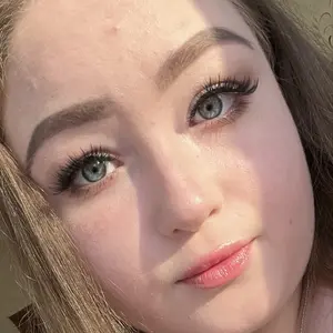 Лидия из Лондона, ищу на сайте знакомства без обязательств