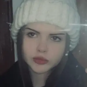 Я Евгения, 20, из Амстердама, ищу знакомства без обязательств