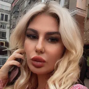 Irisha из Киева, ищу на сайте приятное времяпровождение