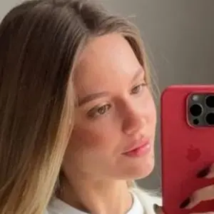 Кристина из Киева, мне 22, познакомлюсь для открытые отношения