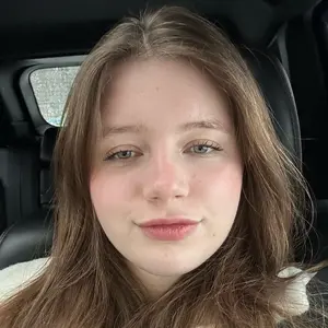 Я Мира, 20, знакомлюсь без обязательств в Киеве