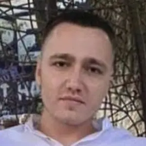 Я Данил, 26, из Барнаула, ищу знакомство для секса на одну ночь
