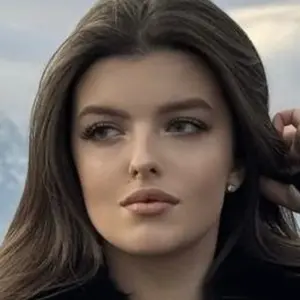 Диана из Киева, ищу на сайте приятное времяпровождение