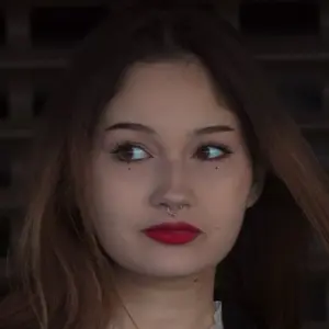 Аня из Гродно, мне 18, познакомлюсь для открытые отношения