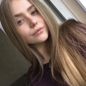 Я Лиза, 25, из Кривого Рога, ищу знакомство для приятного времяпровождения